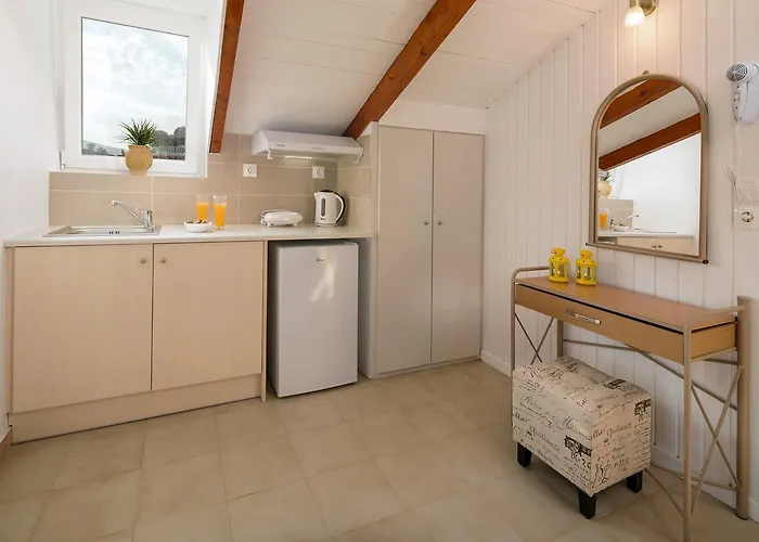 Mare Blu & * Laganas