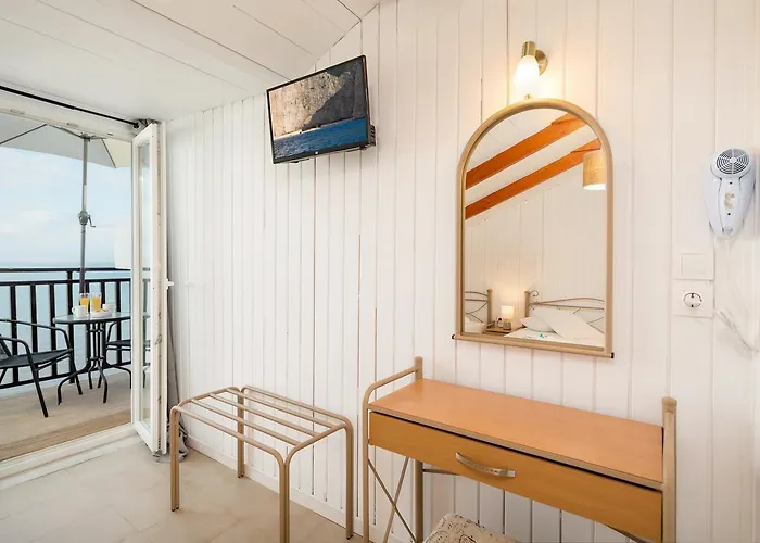 Mare Blu & * Laganas